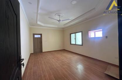 Apartment - 3 Bedrooms - 3 Bathrooms for rent in Tubli - Central Governorate