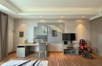 Apartment - Studio - 1 for sale in Sanabis - Manama - Capital Governorate