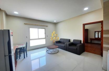 Apartment - 1 Bedroom - 1 Bathroom for rent in Al Burhama - Manama - Capital Governorate