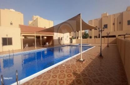 Villa - 4 Bedrooms - 5 Bathrooms for rent in Janabiya - Northern Governorate
