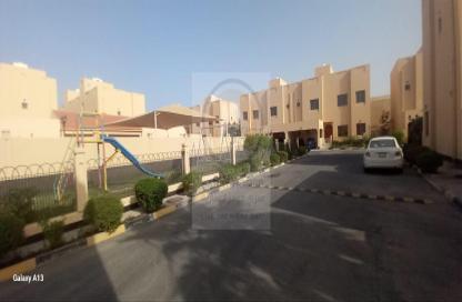 Villa - 4 Bedrooms - 5 Bathrooms for rent in Janabiya - Northern Governorate