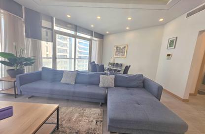 Apartment - 3 Bedrooms - 4 Bathrooms for rent in Al Juffair - Capital Governorate