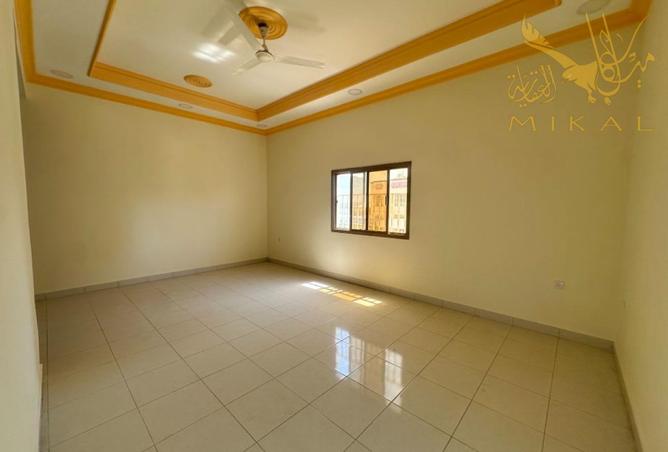 982950 - Property Image 2