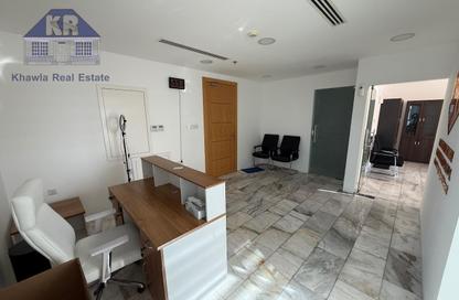 Office Space - 3 Bedrooms - 1 Bathroom for rent in Seef - Capital Governorate