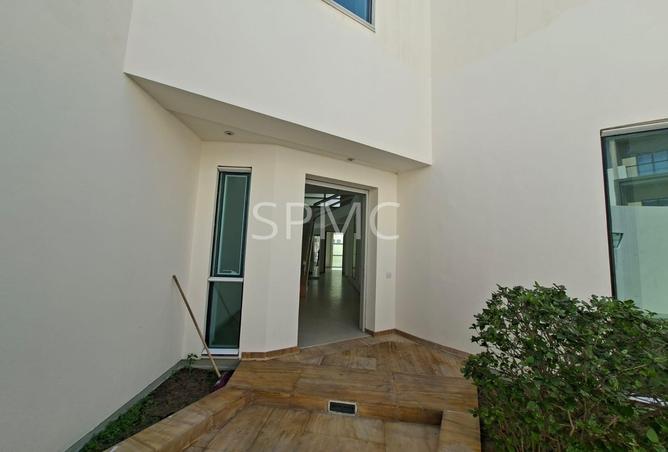 51292874 - صورة العقار 2