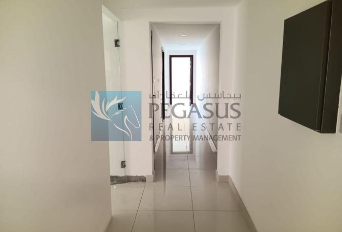 984896 - صورة العقار 2