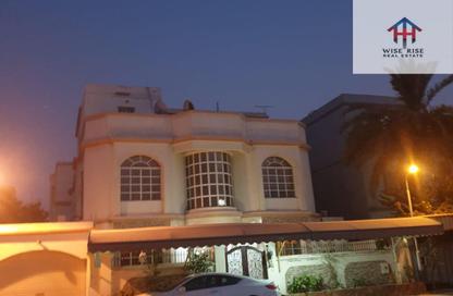 Villa - 6 Bedrooms - 5 Bathrooms for rent in Zinj - Manama - Capital Governorate
