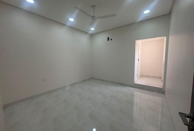 52116671 - Property Image 2