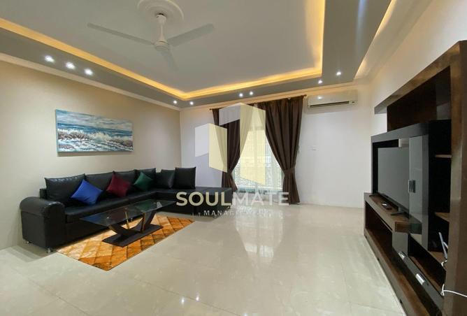 2OiRMWHQebg - Property Main Image