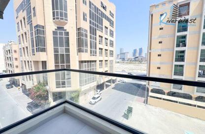 Apartment - 1 Bedroom - 2 Bathrooms for rent in Al Burhama - Manama - Capital Governorate Apartment - 1 Bedroom - 2 Bathrooms for rent in Al Burhama - Manama - Capital Governorate