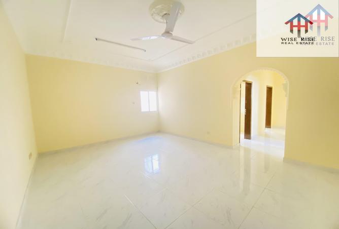 1000447 - Property Image 3