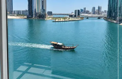 شقة - 3 غرف نوم - 5 حمامات للايجار في جزيرة الريف - محافظة العاصمة