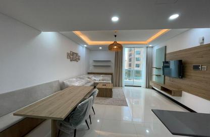 Apartment - 2 Bedrooms - 3 Bathrooms for rent in Seef - Capital Governorate