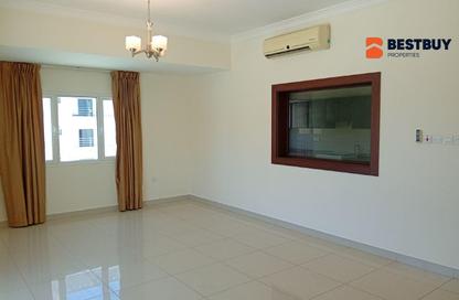 Apartment - 2 Bedrooms - 2 Bathrooms for rent in Hidd - Muharraq Governorate Apartment - 2 Bedrooms - 2 Bathrooms for rent in Hidd - Muharraq Governorate