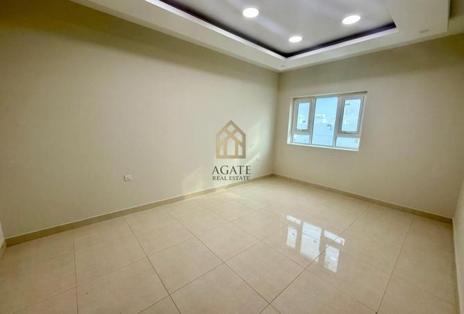 997395 - Property Image 2