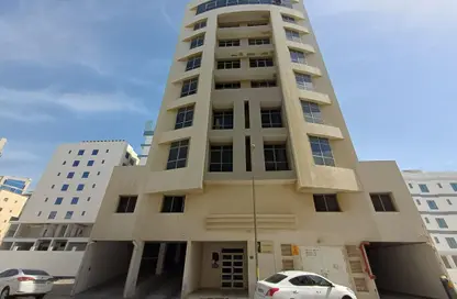 Apartment - 2 Bedrooms - 2 Bathrooms for rent in Al Burhama - Manama - Capital Governorate