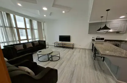 Apartment - 1 Bedroom - 2 Bathrooms for rent in Sanabis - Manama - Capital Governorate