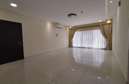 Apartment - 2 - 2 for rent in Hidd - Muharraq Governorate Apartment - 2 - 2 for rent in Hidd - Muharraq Governorate