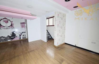 Show Room - Studio - 1 Bathroom for rent in Adliya - Manama - Capital Governorate