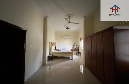 Apartment - 2 Bedrooms - 3 Bathrooms for rent in Gufool - Manama - Capital Governorate