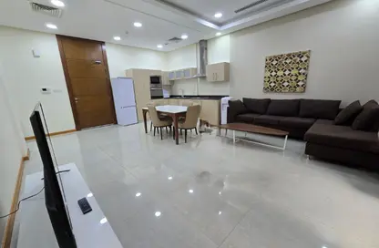 شقة - 2 غرف نوم - 2 حمامات للايجار في شارع أمواج - أمواج - المحرق شقة - 2 غرف نوم - 2 حمامات للايجار في شارع أمواج - أمواج - المحرق