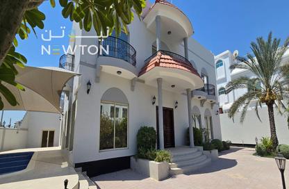 Villa - 5 Bedrooms - 5 Bathrooms for rent in Zinj - Manama - Capital Governorate