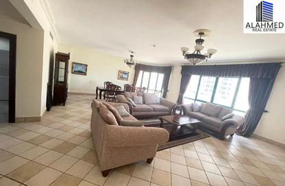 Apartment - 3 Bedrooms - 3 Bathrooms for rent in Al Juffair - Capital Governorate