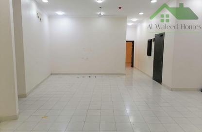 Apartment - 4 - 4 for rent in Sitra - Central Governorate