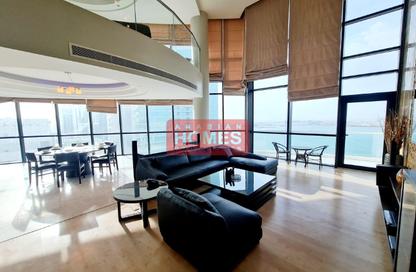 Villa - 4 - 5 for rent in Al Juffair - Capital Governorate