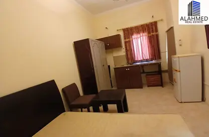 Apartment - 1 Bathroom for rent in Busaiteen - Muharraq Governorate