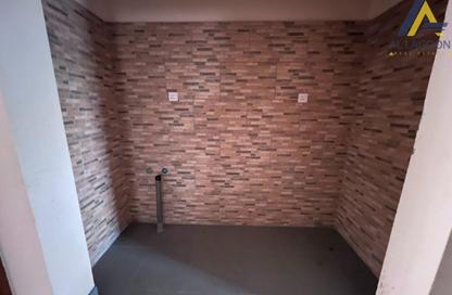 Apartment - 2 Bedrooms - 3 Bathrooms for rent in Tubli - Central Governorate
