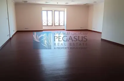 Office Space - Studio - 2 Bathrooms for rent in Segaya - Manama - Capital Governorate