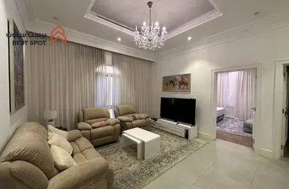 Villa - 3 Bedrooms - 4 Bathrooms for sale in Janabiya - Northern Governorate