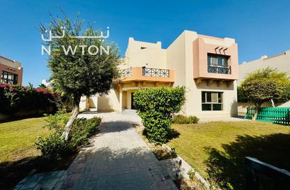 Villa - 4 Bedrooms - 5 Bathrooms for rent in Janabiya - Northern Governorate