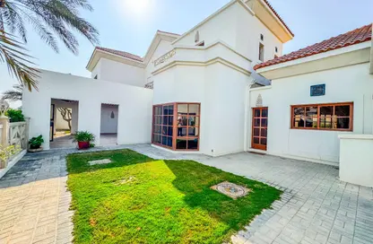 Villa - 4 Bedrooms - 2 Bathrooms for rent in Janabiya - Northern Governorate