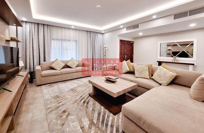 Villa - 3 Bedrooms - 3 Bathrooms for rent in Al Juffair - Capital Governorate