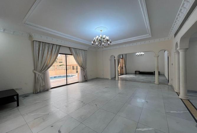 53033784 - Property Image 3