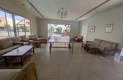 Villa - 5 Bedrooms - 5 Bathrooms for rent in Janabiya - Northern Governorate