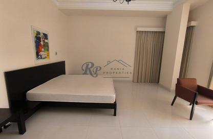 Apartment - 2 Bedrooms - 2 Bathrooms for rent in Al Juffair - Capital Governorate