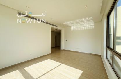Villa - 4 - 5 for rent in Janabiya - Northern Governorate