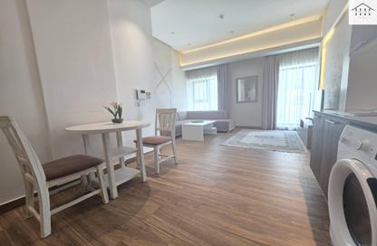 Apartment - 1 Bedroom - 1 Bathroom for rent in Seef - Capital Governorate
