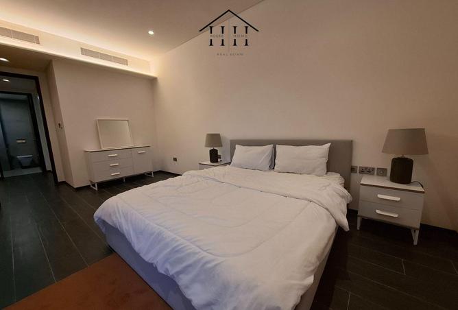 989442 - Property Image 3