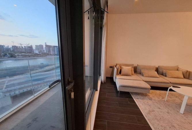 989442 - Property Image 2