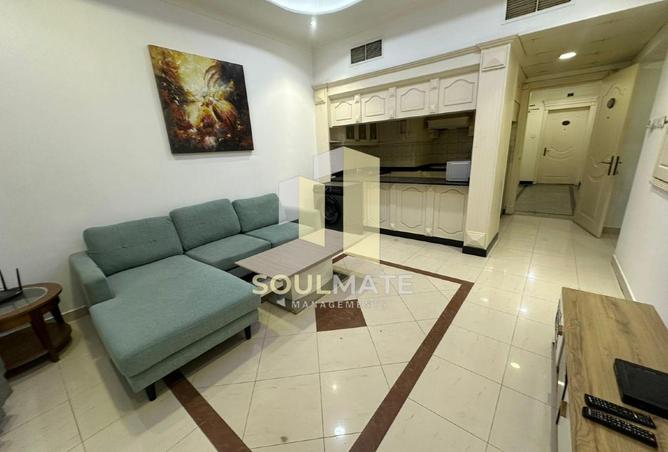 989645 - Property Image 2