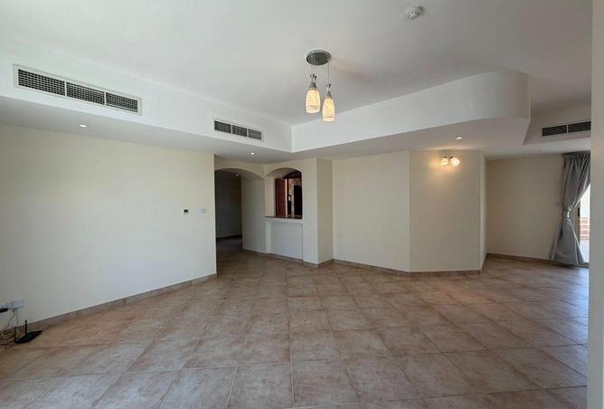 53378235 - Property Image 2