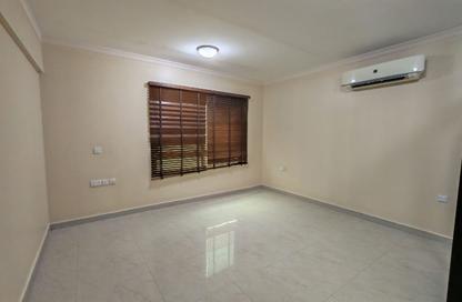 Apartment - 1 Bedroom - 1 Bathroom for rent in Busaiteen - Muharraq Governorate Apartment - 1 Bedroom - 1 Bathroom for rent in Busaiteen - Muharraq Governorate