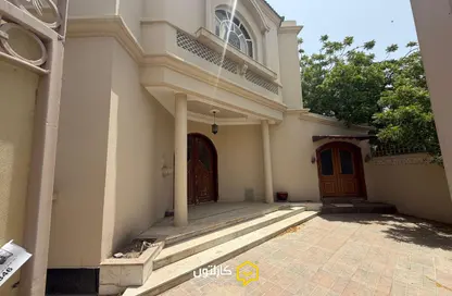Villa - 3 Bedrooms - 4 Bathrooms for rent in Seef - Capital Governorate