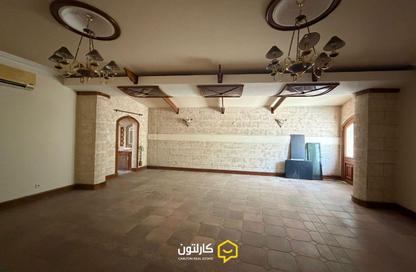 Villa - 3 Bedrooms - 4 Bathrooms for rent in Seef - Capital Governorate