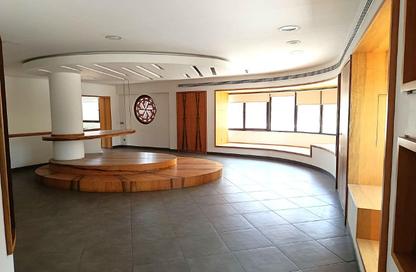 Retail - Studio - 2 Bathrooms for rent in Um Al Hasam - Manama - Capital Governorate