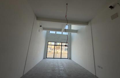 Shop - Studio - 1 for rent in Muharraq - Muharraq Governorate Shop - Studio - 1 for rent in Muharraq - Muharraq Governorate